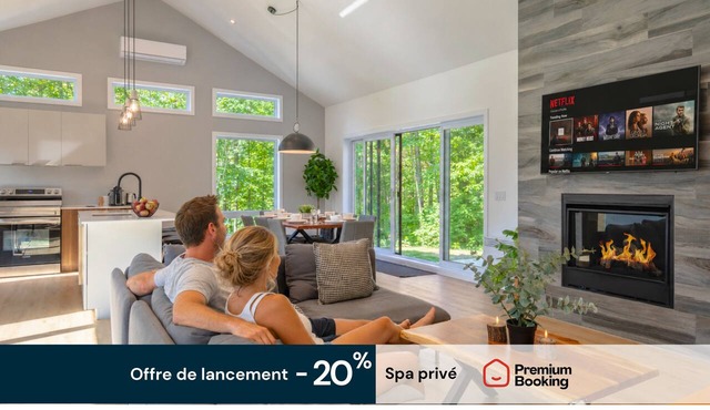 Le Pin with Private Spa & Billiards, Carling Lake & Kayak