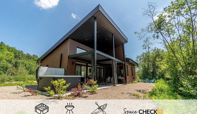 Le Toqué | Spa | AC | Waterfront | Kayaks | Fireplace