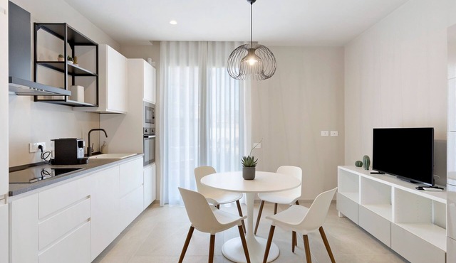 'Levante' Apartment with Balcony, Wi-Fi and Air Conditioning