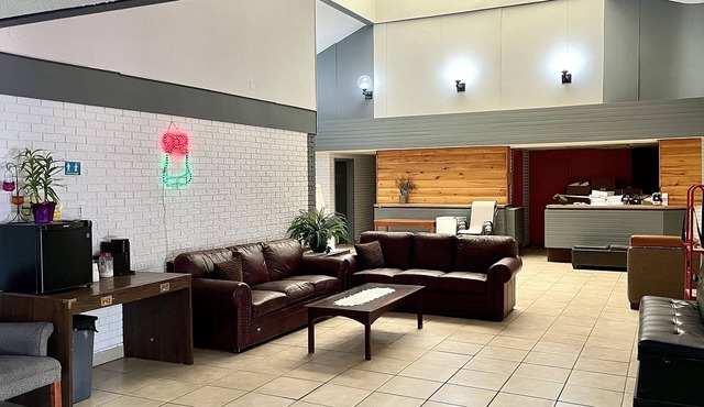 Lively Inn & Suites