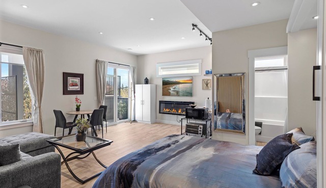 Lovely Guest Studio near Golf Courses and Wine Country.