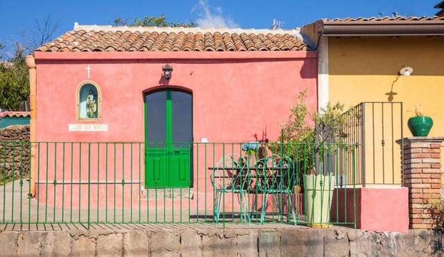Lunarosa, scenic country cottage in Montargano.