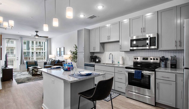 LuxStay: Upscale Temp Haven