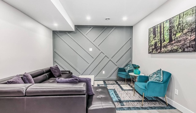 Luxurious two bedroom with one bathroom