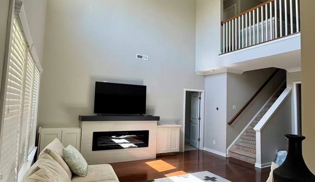 Luxury Golf Comm house w Pond, Pool & Tennis