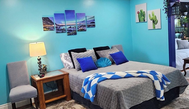 Luxury Guest Suite ♡ Sauna experience.$ Private Entrance
