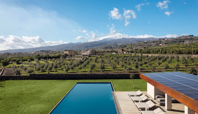 Luxury villa with pool, Etna view - Fiumè, Di Casa In Sicilia