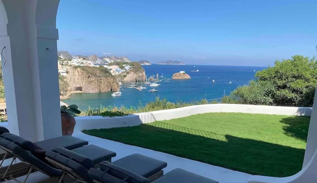 Luxury villa, amazing seaview!