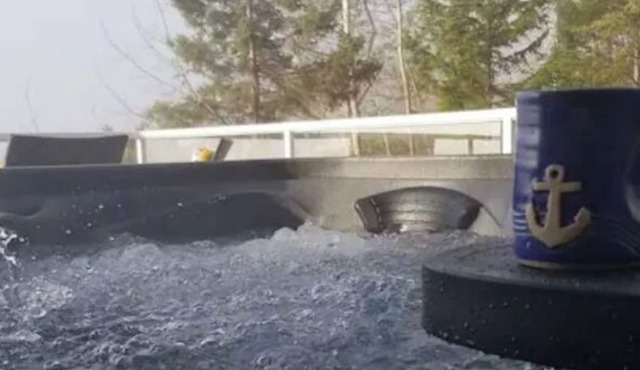Luxury w/FIRE PIT, HOT TUB, KAYAKS by the water! PEACEFUL, PRIVATE & THE VIEW!
