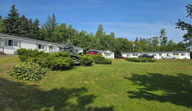 MacNeil's Motel