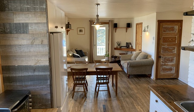 Maison Anthime-Ménard*Cozy and bright apartment in the heart of Val David*n
