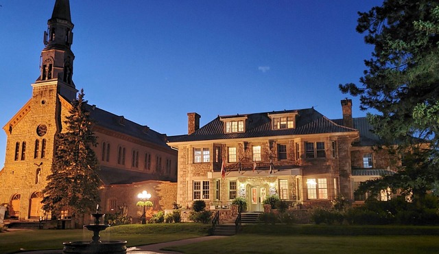 Manoir Chamberland (Adults Only, No Pets)