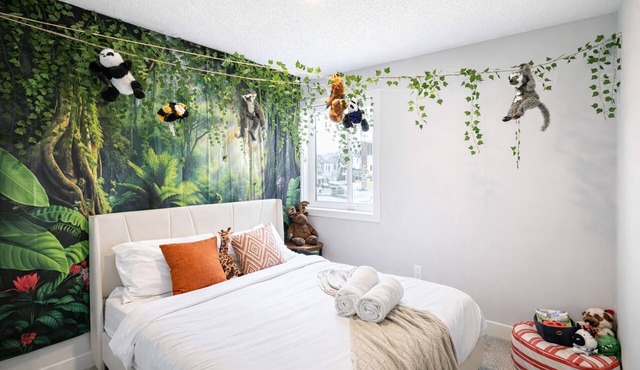 Maple Retreat| Sleeps 14| 5 Beds+| Themed Bdrm