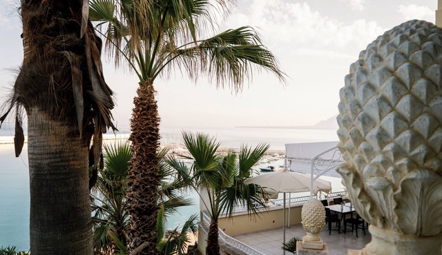 Marina Holiday Hotel & Spa