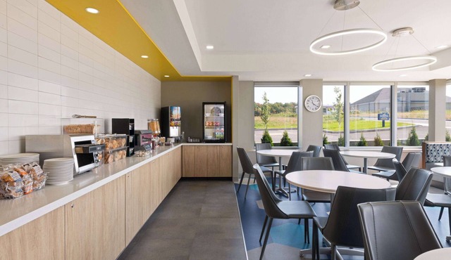 Microtel by Wyndham Lachute