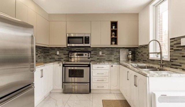 Modern 3BR Laval Home | Free Parking | Perfect for Families
