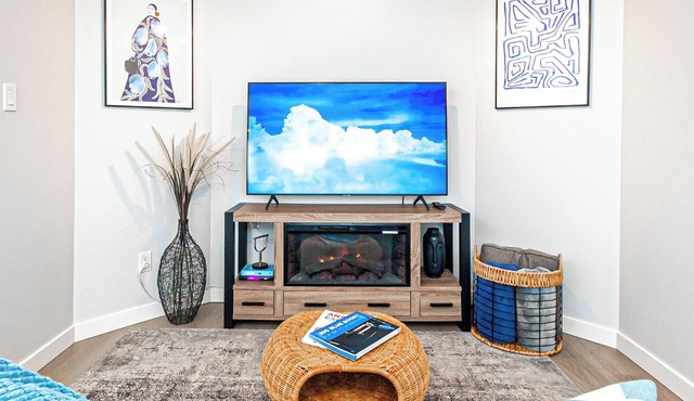 Modern, clean & private 1BR suite. Up to 3 guests.