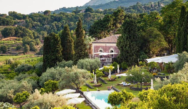 Monaci delle Terre Nere