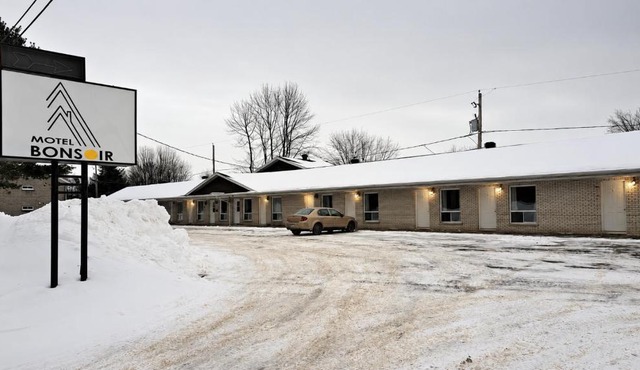 Motel Bonsoir