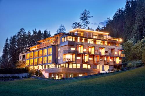 Naturhotel Die Waldruhe - Dolomites