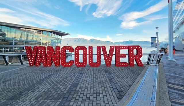 New Bright Modern Guest Suite in Vancouver