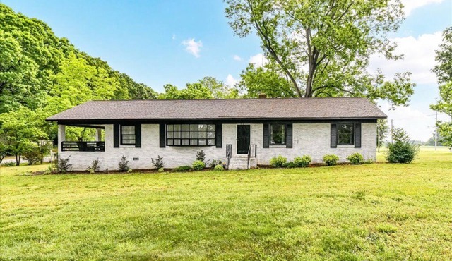 Newly renovated ranch on peaceful 1-acre
