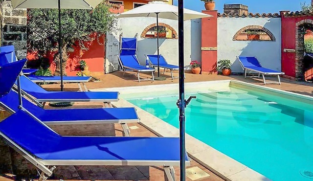 Nice home in Santa Venerina with house a mountain view