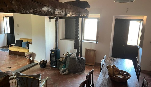 Oasis of Relaxation on Etna - Country House with Independent Suites, Pet-Friendly