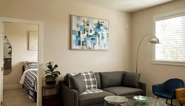 Oceana Retreat: Cozy 1BR with Outdoor Oasis