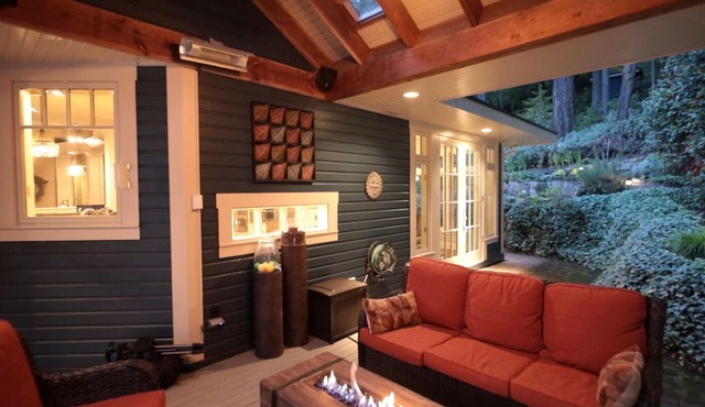 Oceanfront Estate on Salt Spring Island. Private dock, quiet bay, close to town.