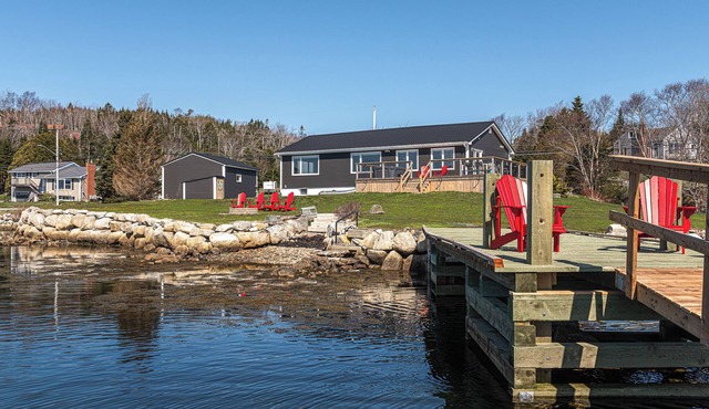 Oceanfront Escape w/Hot Tub, 30 Mins from Halifax