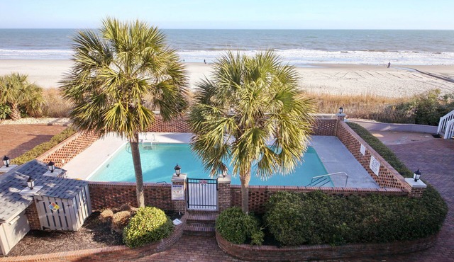 Oceanfront Townhome w/pool, a few steps from the beach!