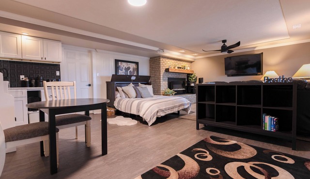 Our Studio offers cozy, spacious, accommodation in a superb location.