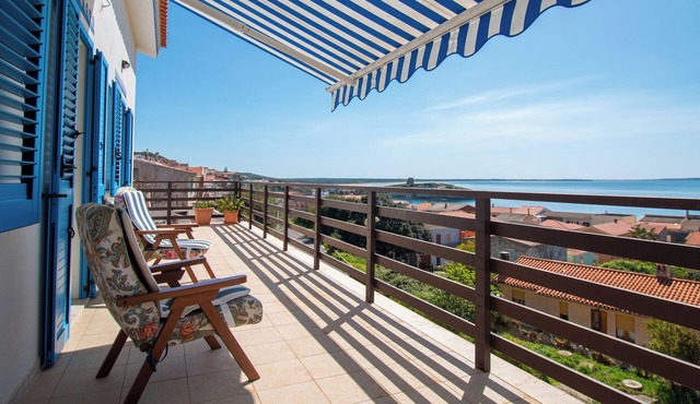 Panorama Blu - Three Bedroom Apartment, Sleeps 5