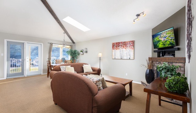 Paradise Canyon Golf Resort - Signature Villa 380
