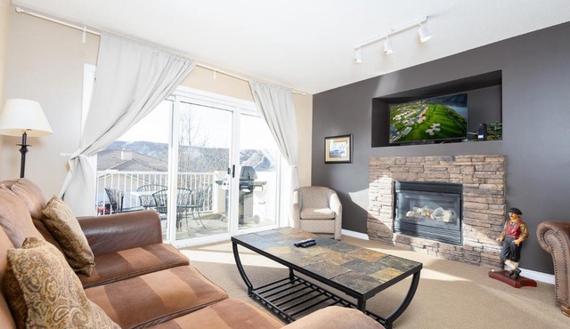 Paradise Canyon Golf Resort - Luxury Villa 407