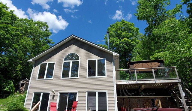 Patterson Lake - Lakeview Cottage - Waterfront!