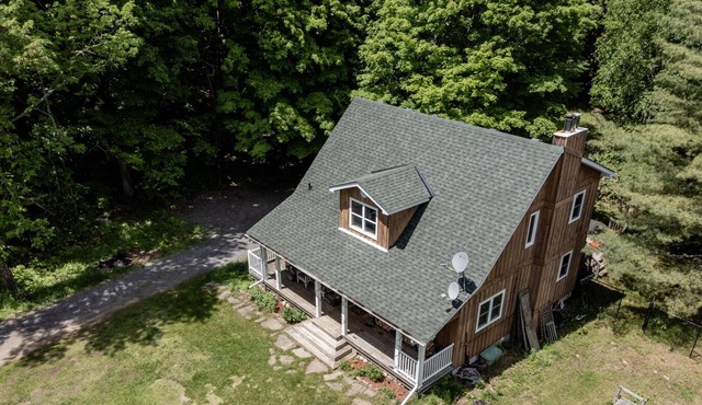 Peaceful Cottage 2BDR 1BATH HDTV BBQ WIFI