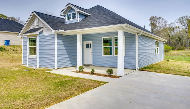 Peaceful Ramseur Retreat w/ Spacious Yard!
