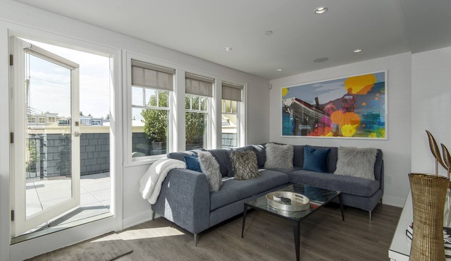 ⭐ Perfect for Families - Ultimate in Luxury - Steps from the Beach!⭐