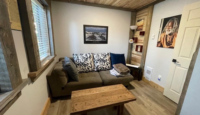 Perfect Short Term Home - Work & Play