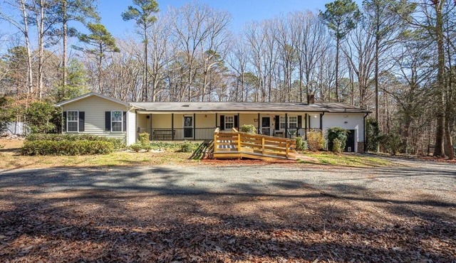 Pet friendly accessible Ranch at Jordan Lake State Park