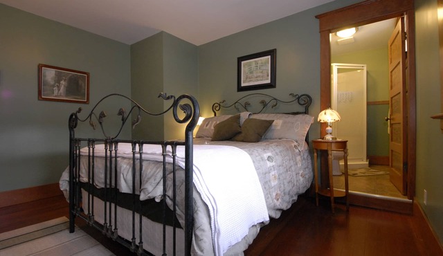 Phoenix House B&B