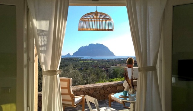 "Pietre" House - SURROUNDED BY GREEN AND BREATHTAKING PANORAMA