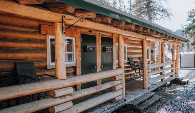 Pine Cabin: Mountain Escape | Sleeps 4 | Bathroom