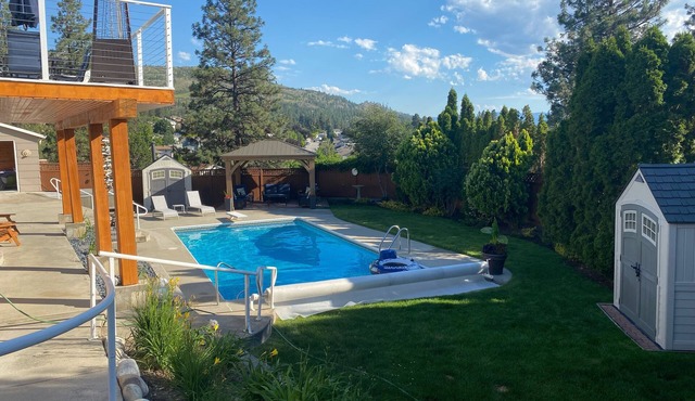 Pool, Hot Tub And Mountain Views, Relax And Enjoy Living The Okanagan Dream