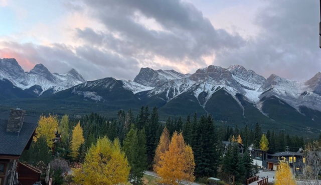 Premium penthouse in the heart of the Canadian Rockies! Walk to busy downtown.