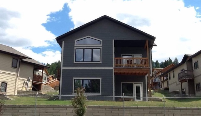 Prestige Family Home in Radium Hot Springs