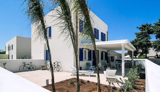 Private house walking distance to beach