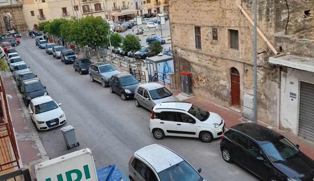 Private room in the historic center mini apartment for three people